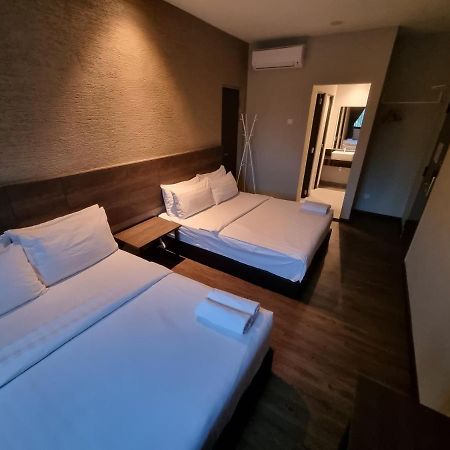 Miico Hotel @ Mount Austin Джохор-Бару Екстер'єр фото