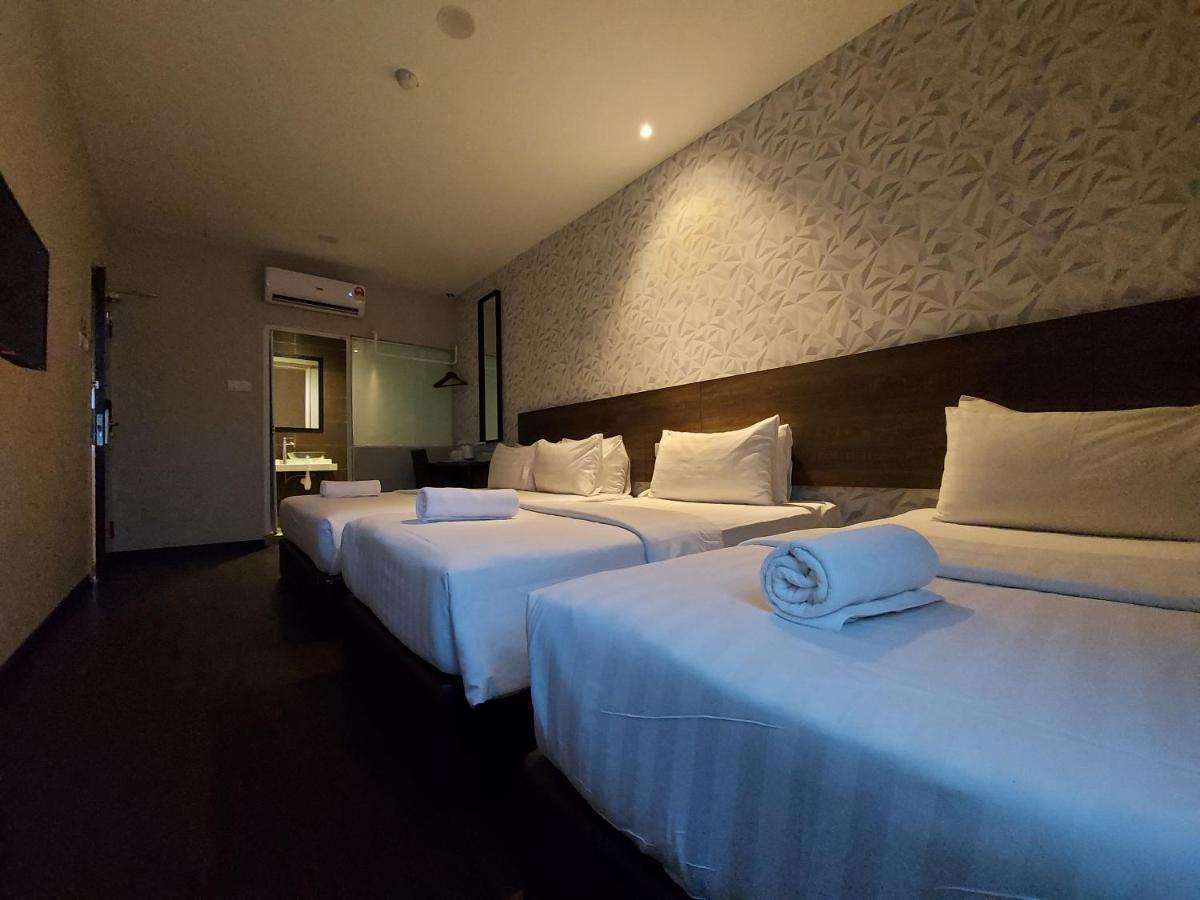 Miico Hotel @ Mount Austin Джохор-Бару Екстер'єр фото