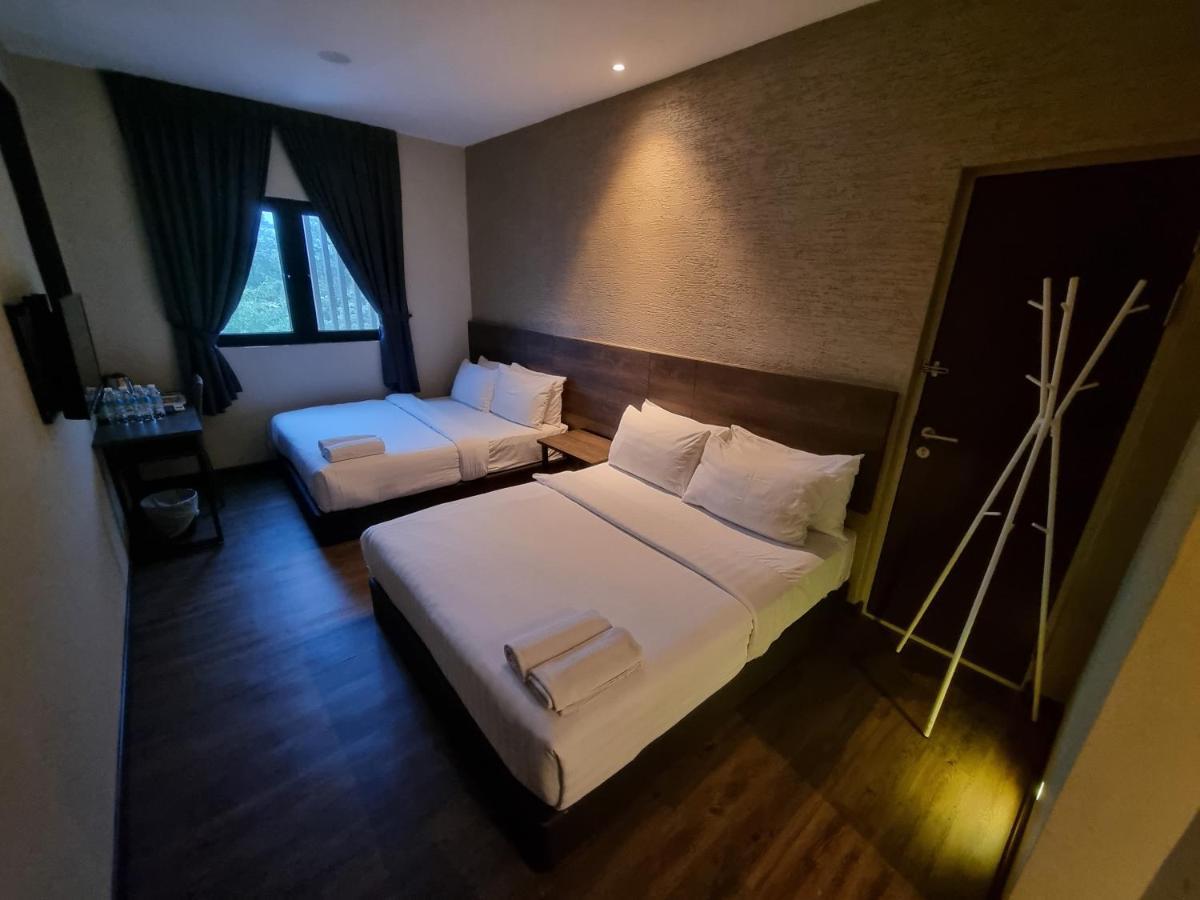 Miico Hotel @ Mount Austin Джохор-Бару Екстер'єр фото