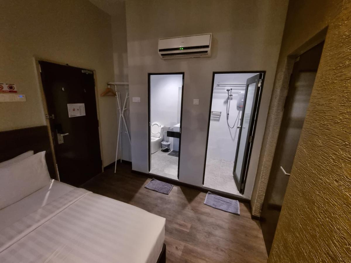 Miico Hotel @ Mount Austin Джохор-Бару Екстер'єр фото