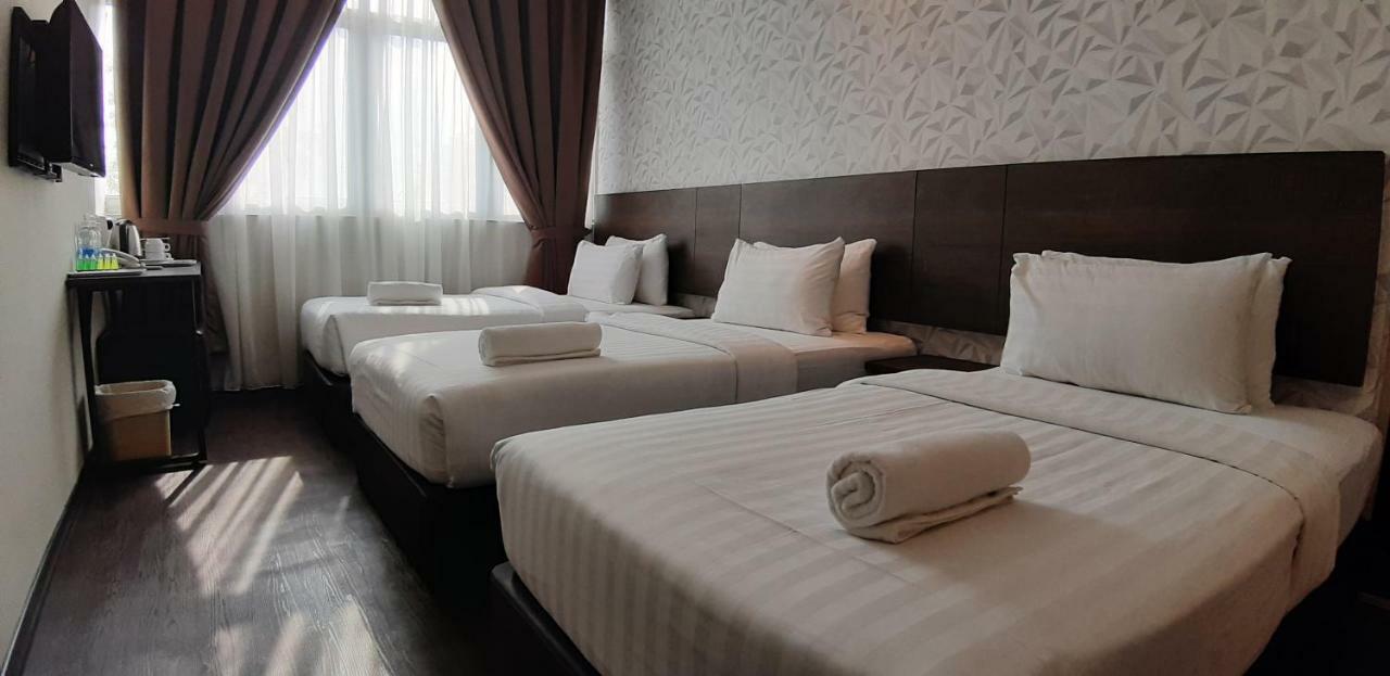 Miico Hotel @ Mount Austin Джохор-Бару Екстер'єр фото