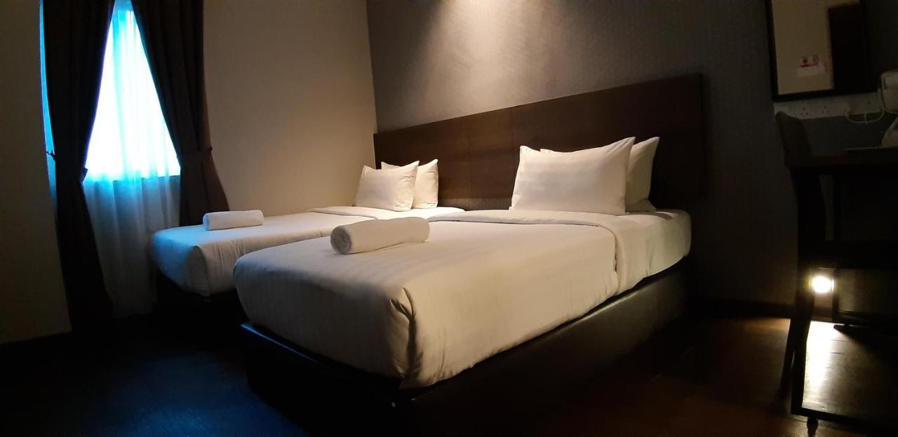 Miico Hotel @ Mount Austin Джохор-Бару Екстер'єр фото